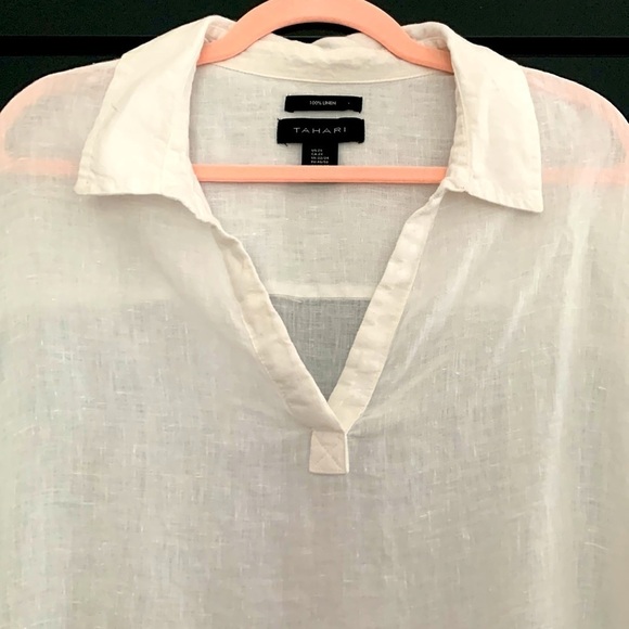 Tahari Cream/Ivory V-Neck 100% Linen Blouse. 3/4 Sleeves. Side Buttons. Size 2X - Picture 2 of 9
